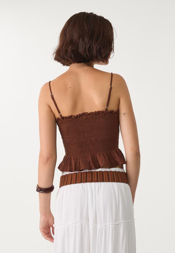 top ajustado volantes