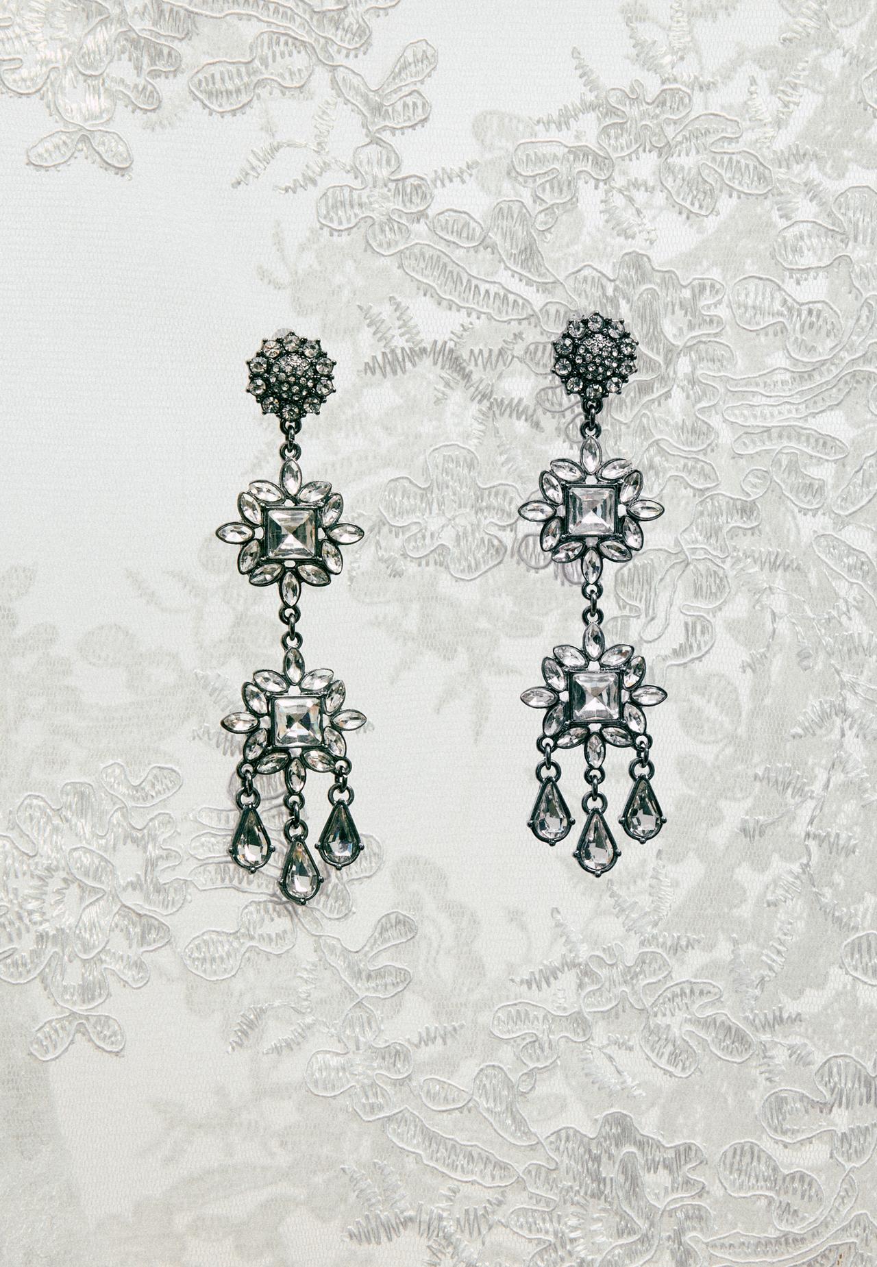 Long rhinestone earrings — Grey