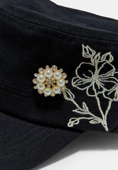 Faux pearl cap — Black 5