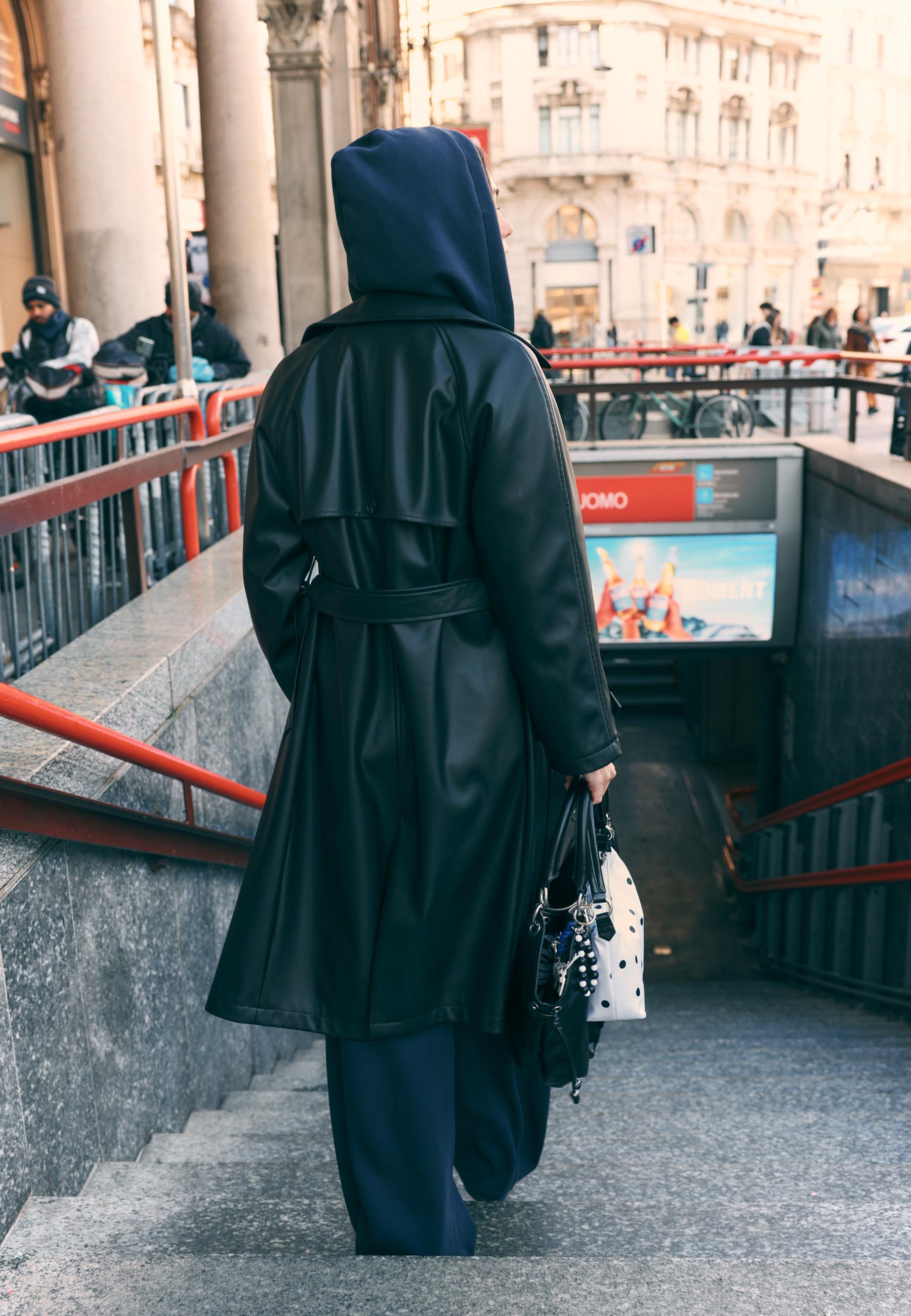 Long faux leather trench coat — Black