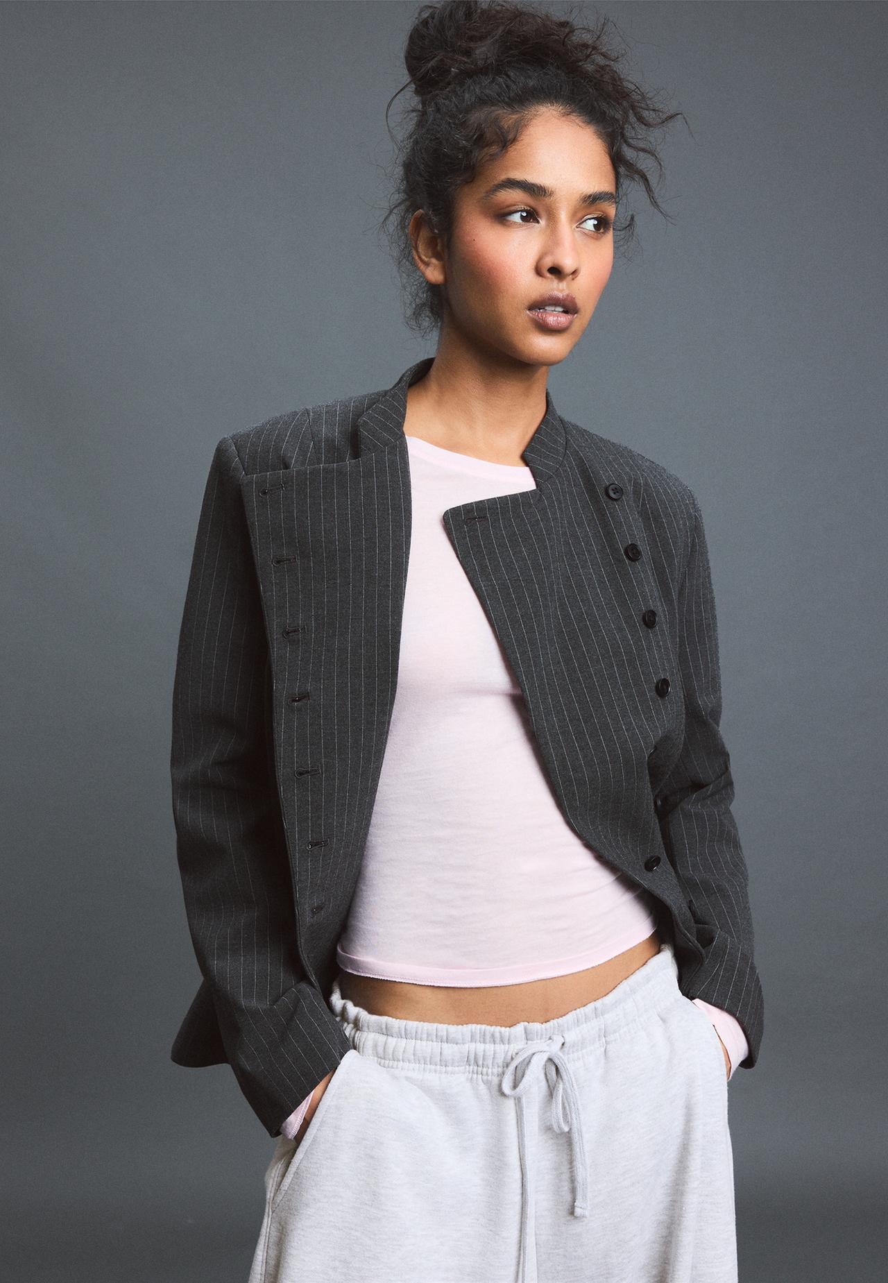 Asymmetric multi-button blazer — Dark grey