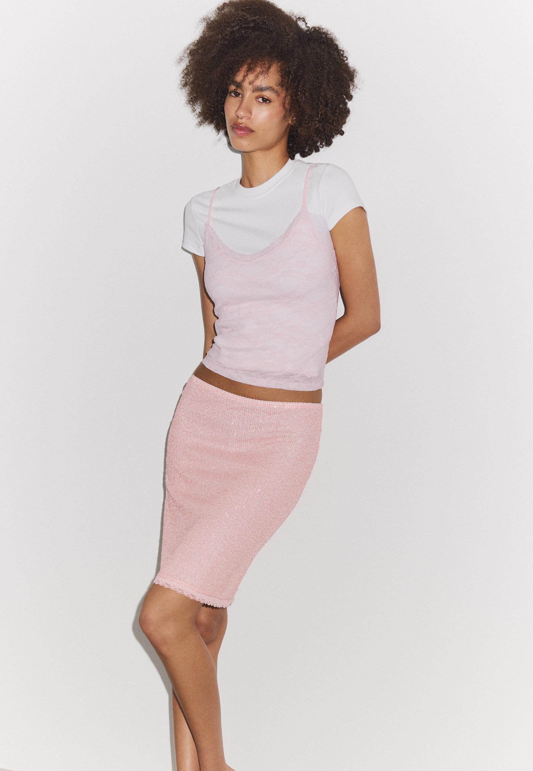Sequin midi skirt — Pastel pink