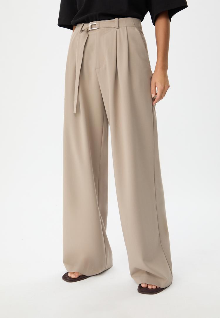 pantalon vestir ancho detalle hebilla