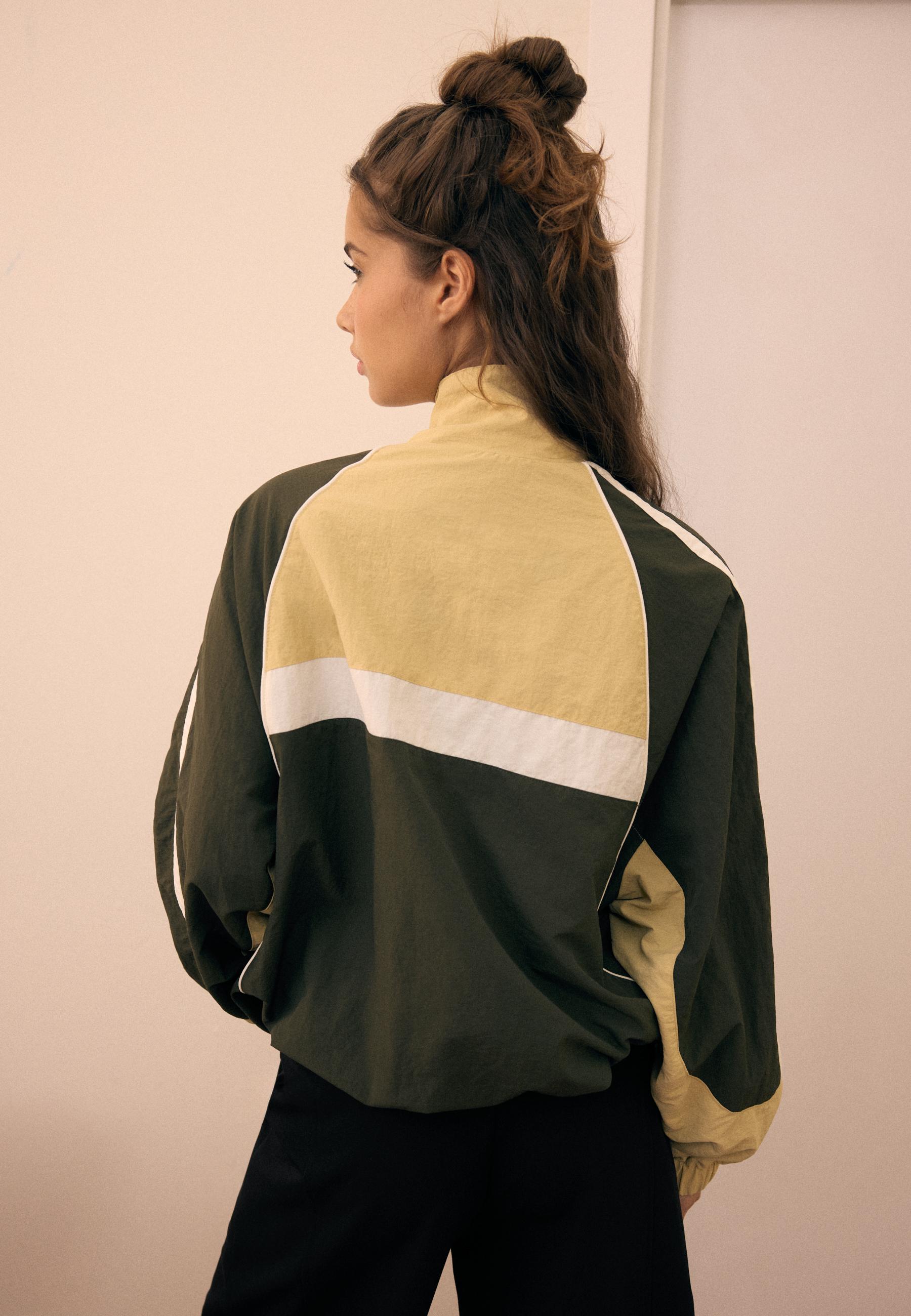 Technical windbreaker jacket — Khaki
