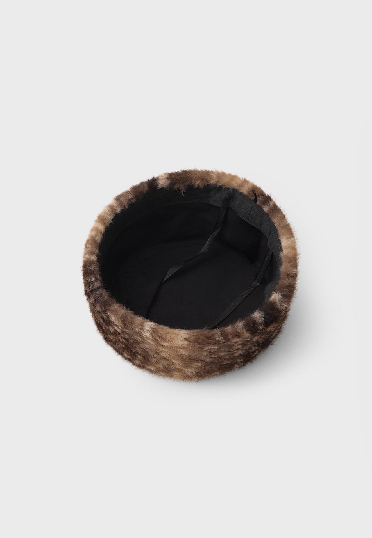 Round animal print hat — Brown