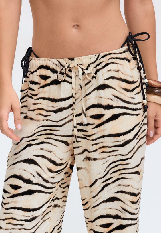 pantalon recto efecto lino