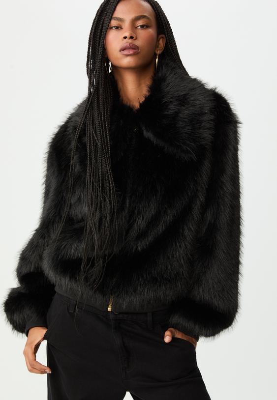 kunstfelljacke-mit-reiverschluss