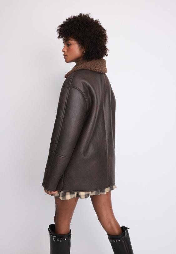 oversized dubbelzijdige knoopjas