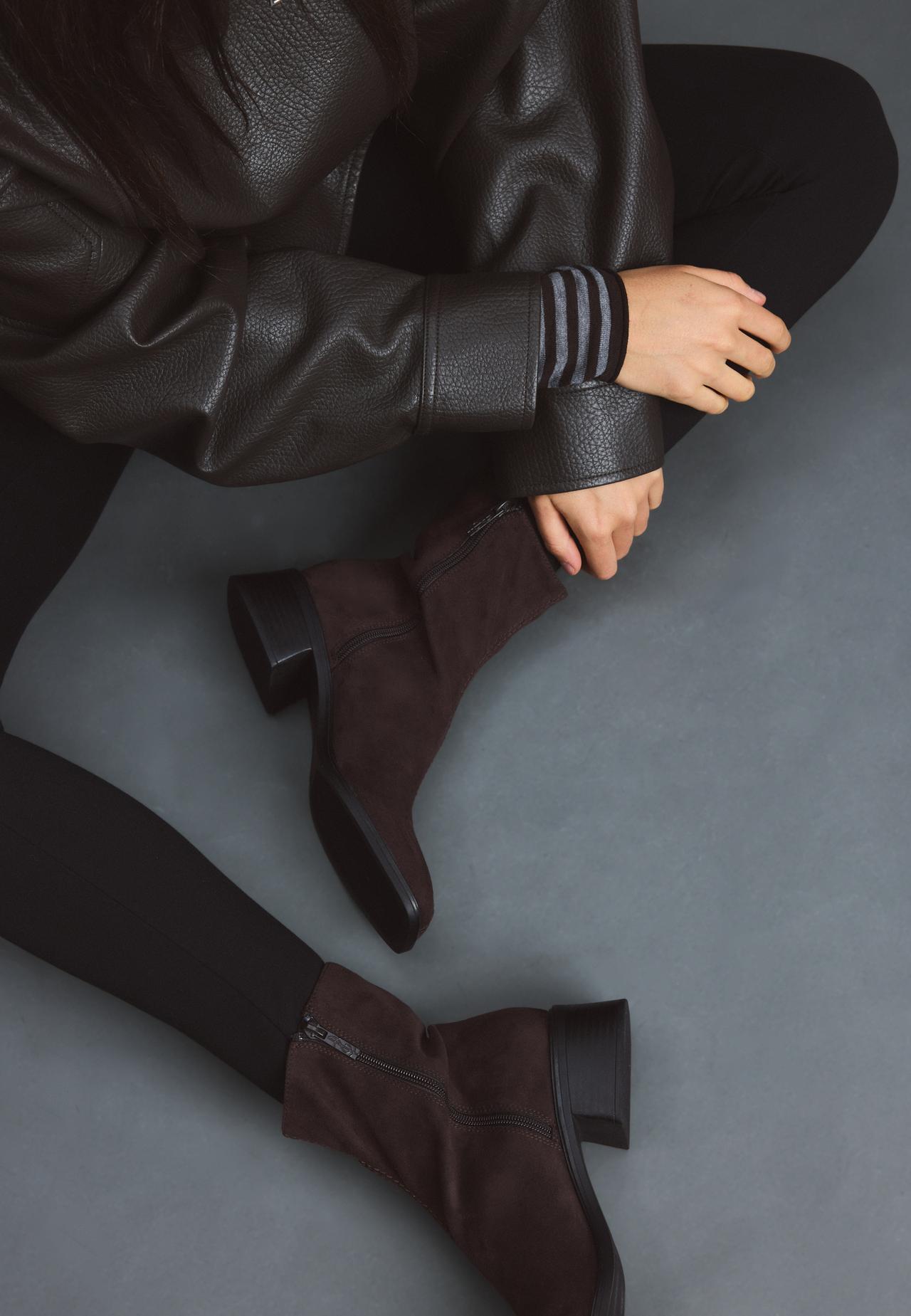 Flat faux suede ankle boots — BROWN