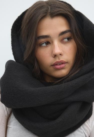 Medium basic scarf — Black 2