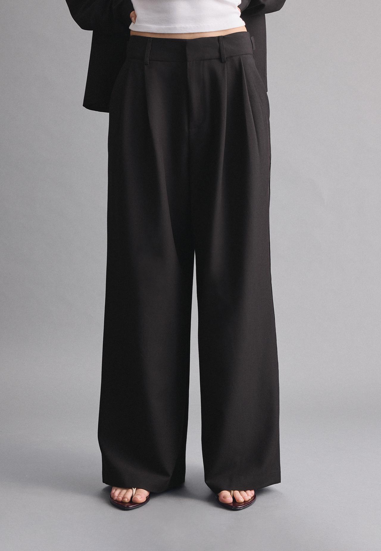Wide-leg smart trousers with adjustable buttons — Black