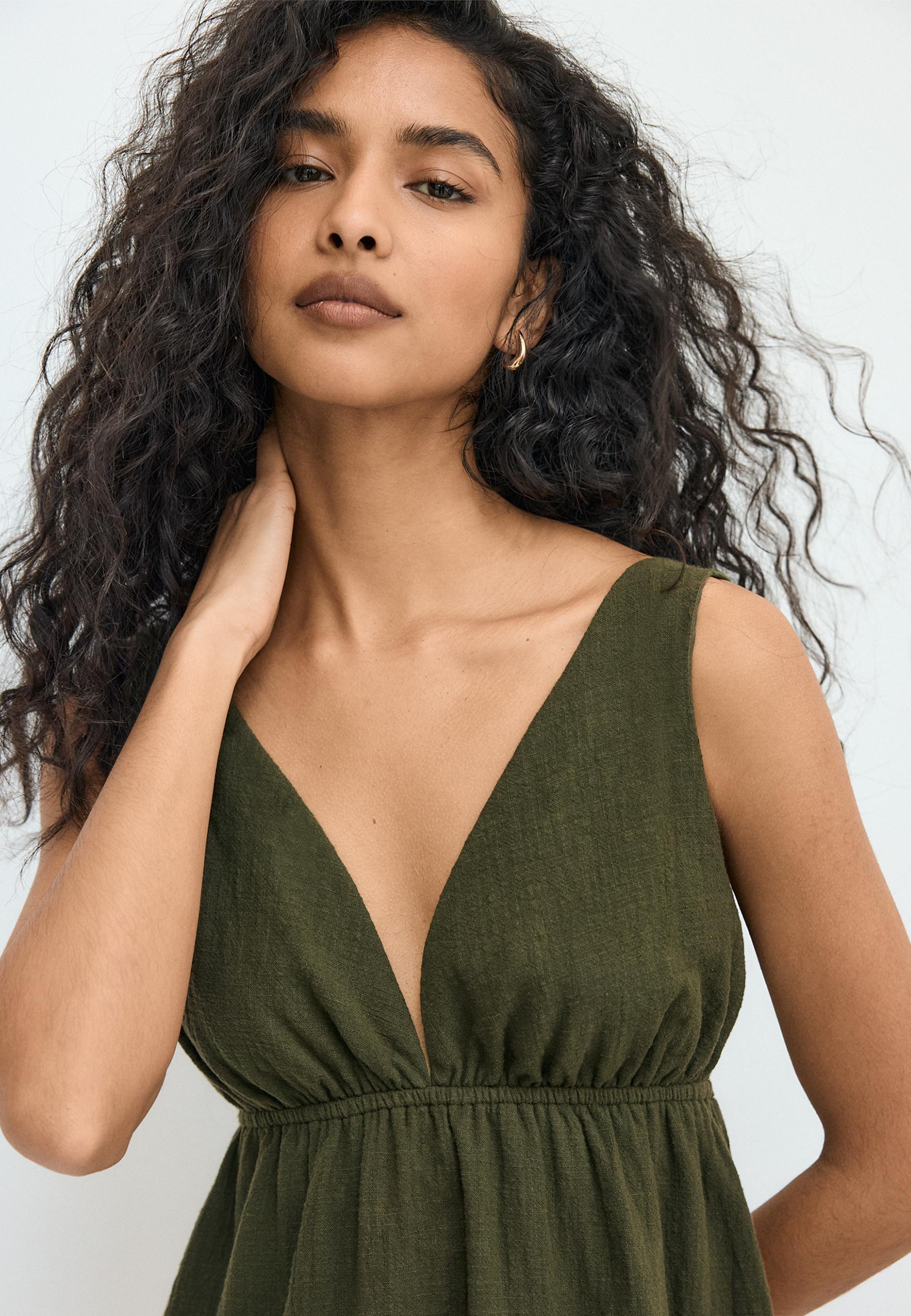V-neck short dress — Khaki