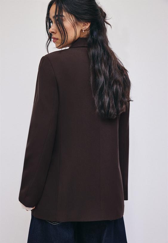 gerader-blazer-mit-knopfen