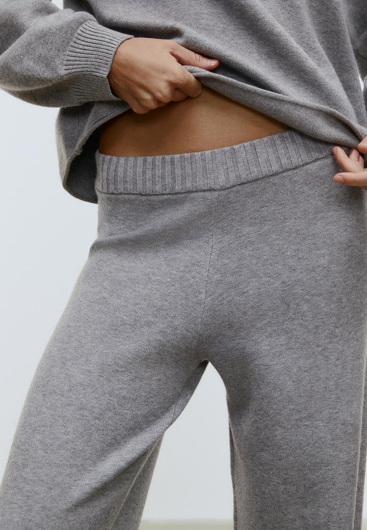 lange-weite-strickhose