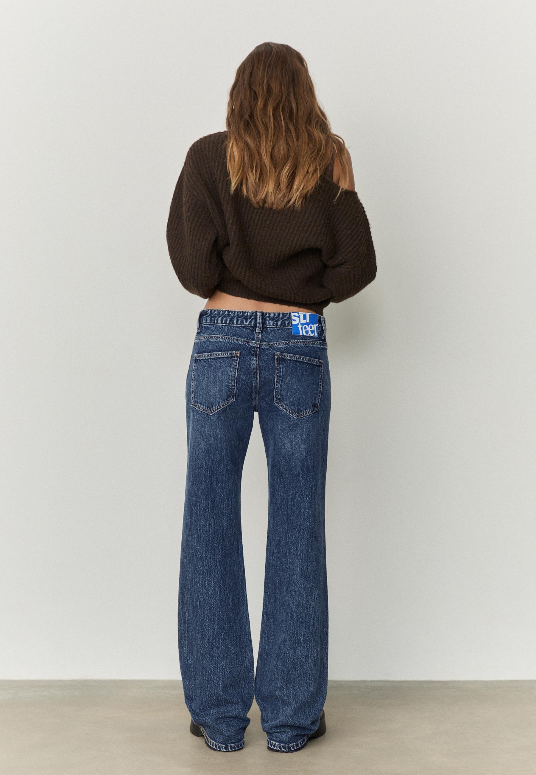 Low waist boot-cut jeans — MEDIUM LIGHT BLUE DENIM