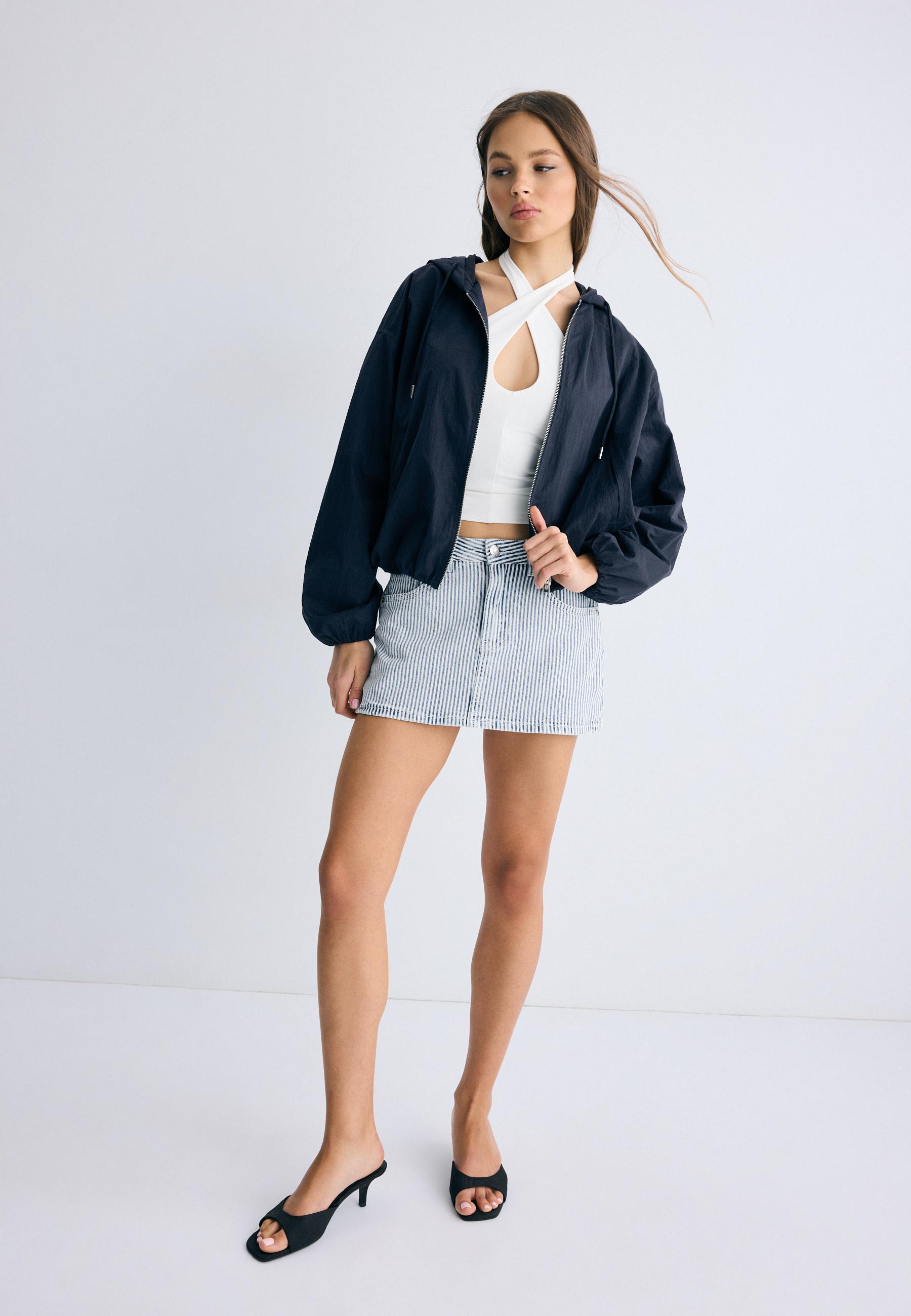 Basic naylon kapüşonlu ceket - Görsel 3