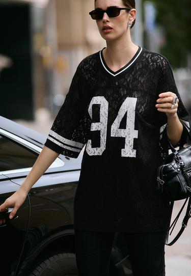 Lace number T-shirt — Black 6