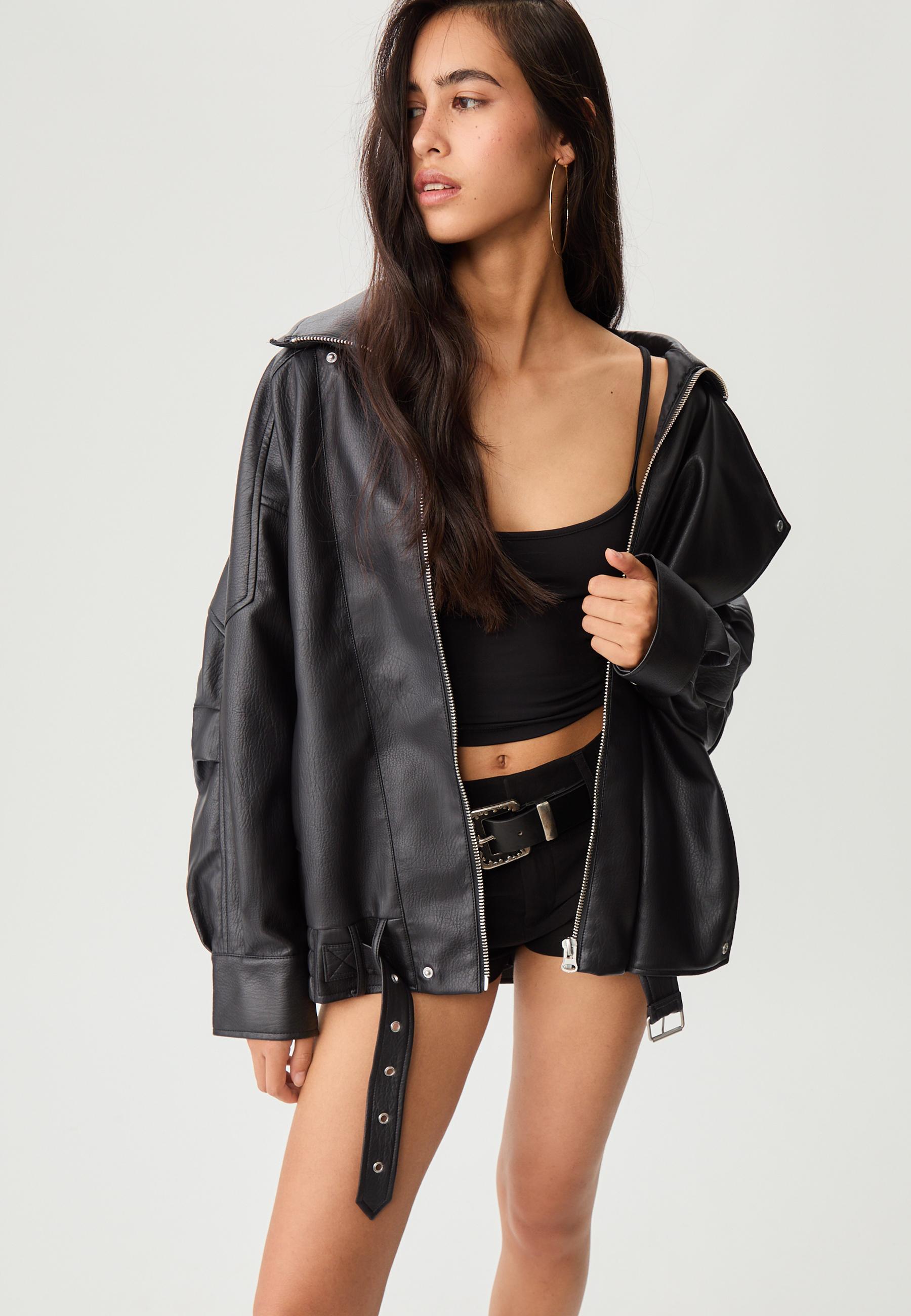 Cazadora oversize solapa efecto piel