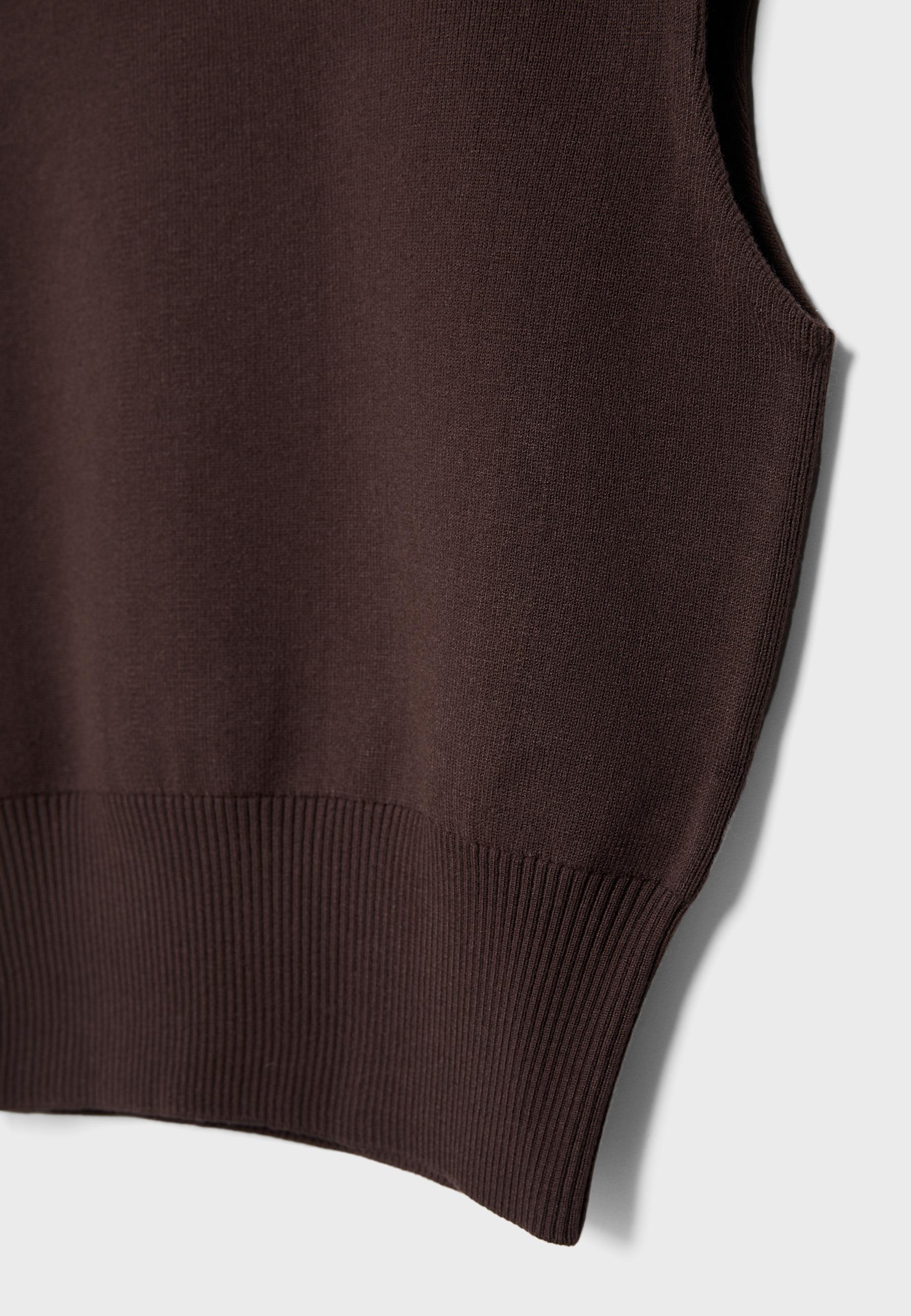Knit round neck top — Brown