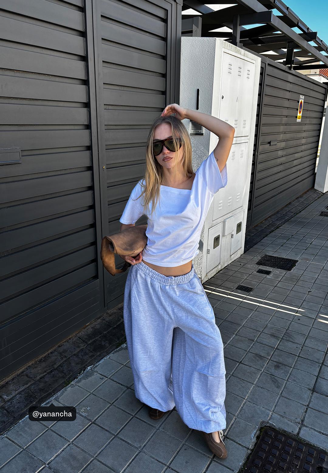 Balloon jogger trousers with toggles — Grey melange
