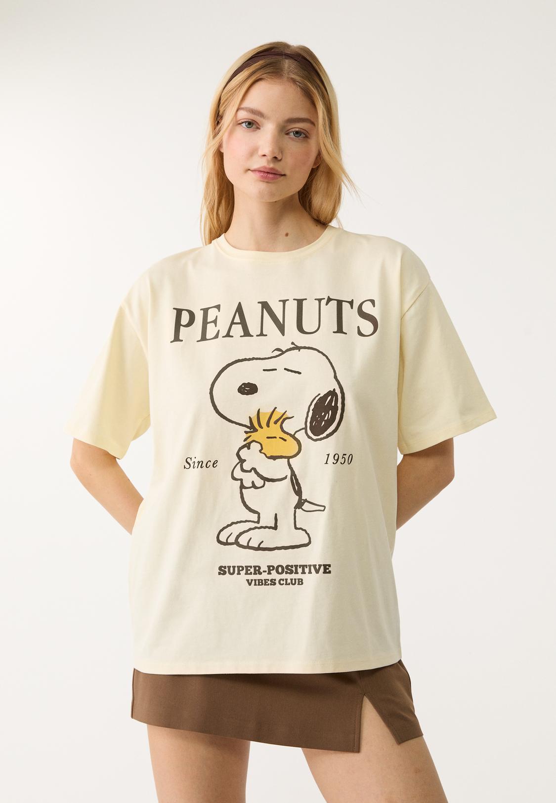 Snoopy Mujer Comprar Camiseta Snoopy Camiseta Peanuts Stradivarius