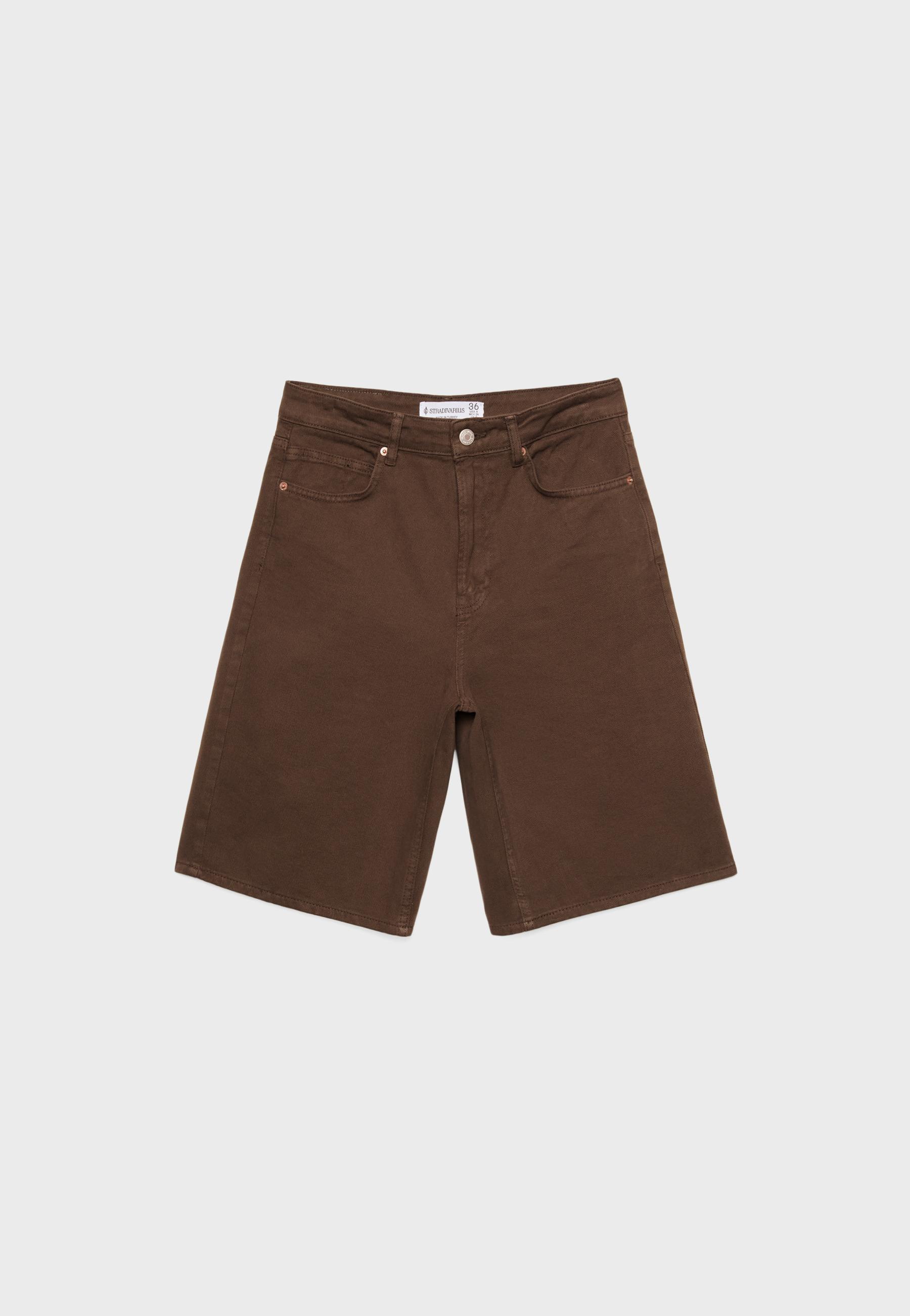 D95 Bermuda jorts - Women's Pants | Stradivarius United States
