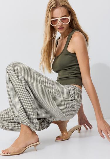 Checked voluminous trousers — Khaki 6