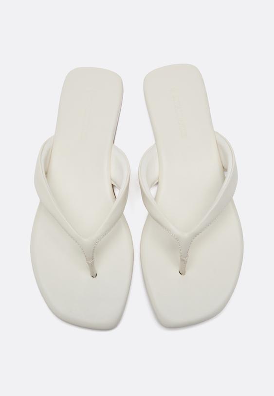 sandalias planas thong