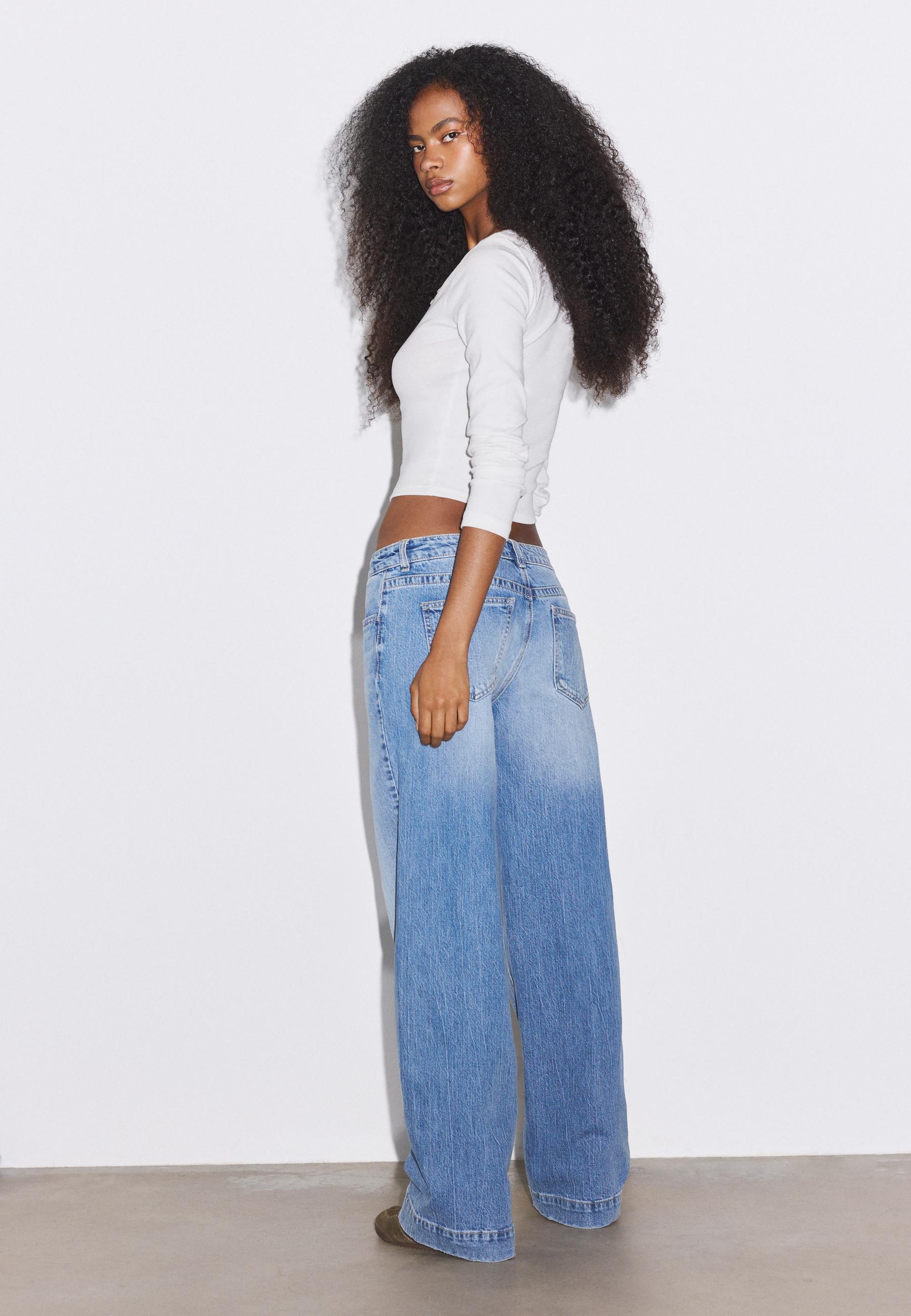Low-rise straight jeans — MEDIUM LIGHT BLUE DENIM