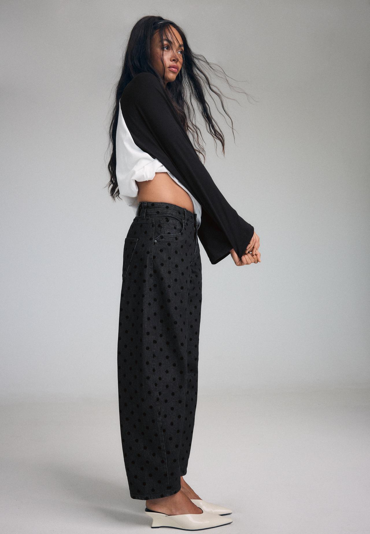 Polka dot flocked barrel jeans — BLACK DENIM WASH