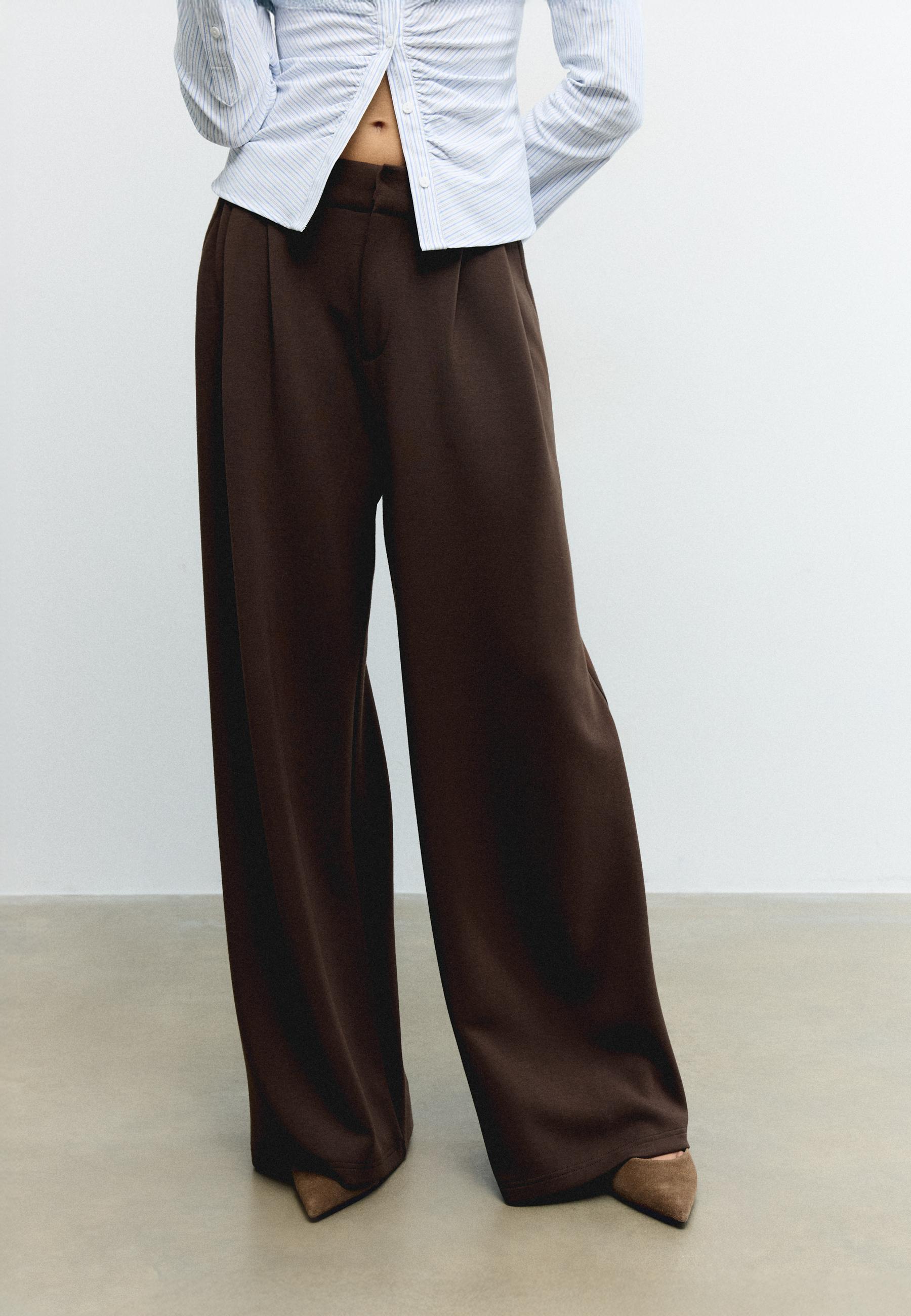 Soft-touch smart trousers — Brown