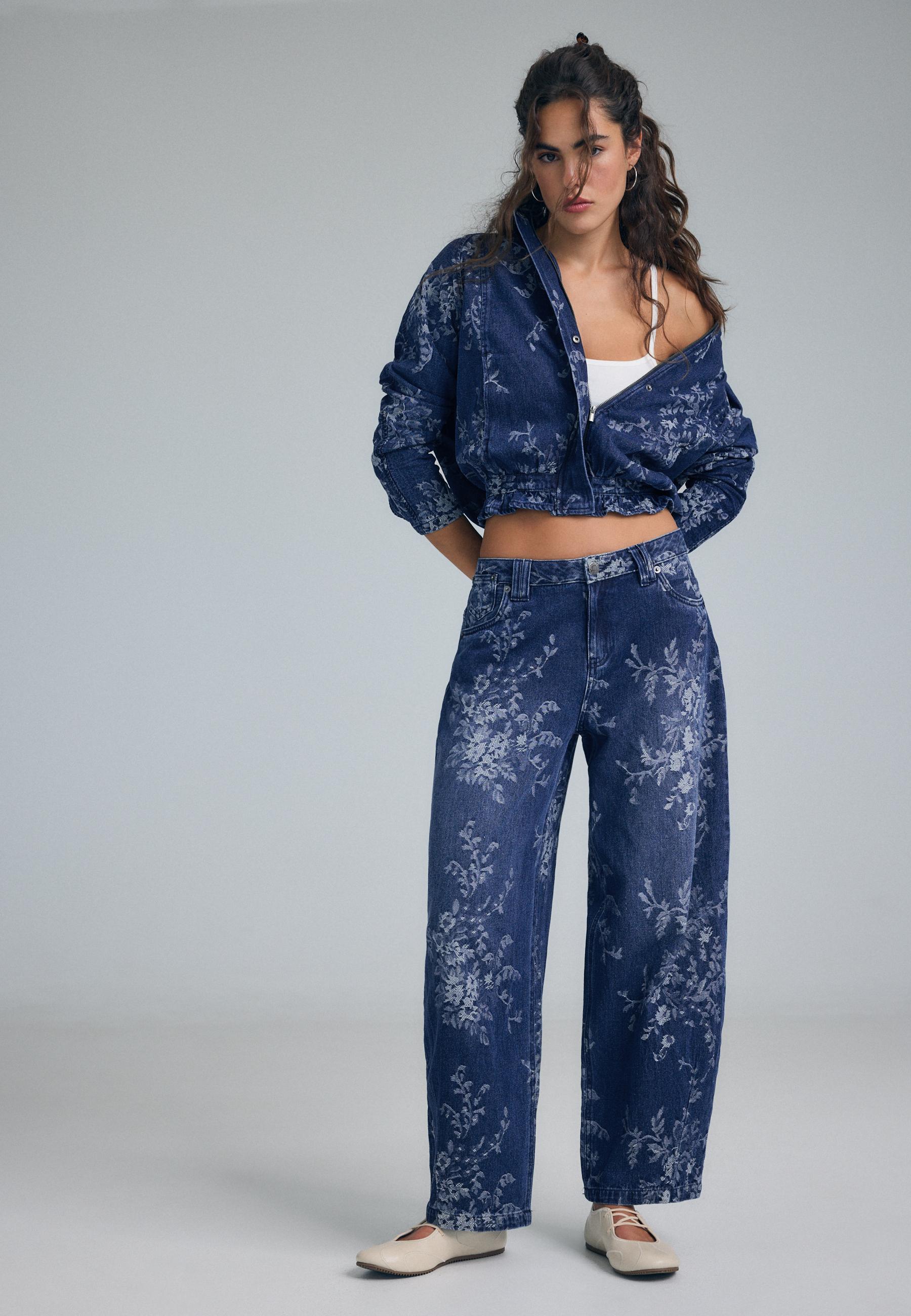 Barrel-Jeans Med Jacquard-Blommor
