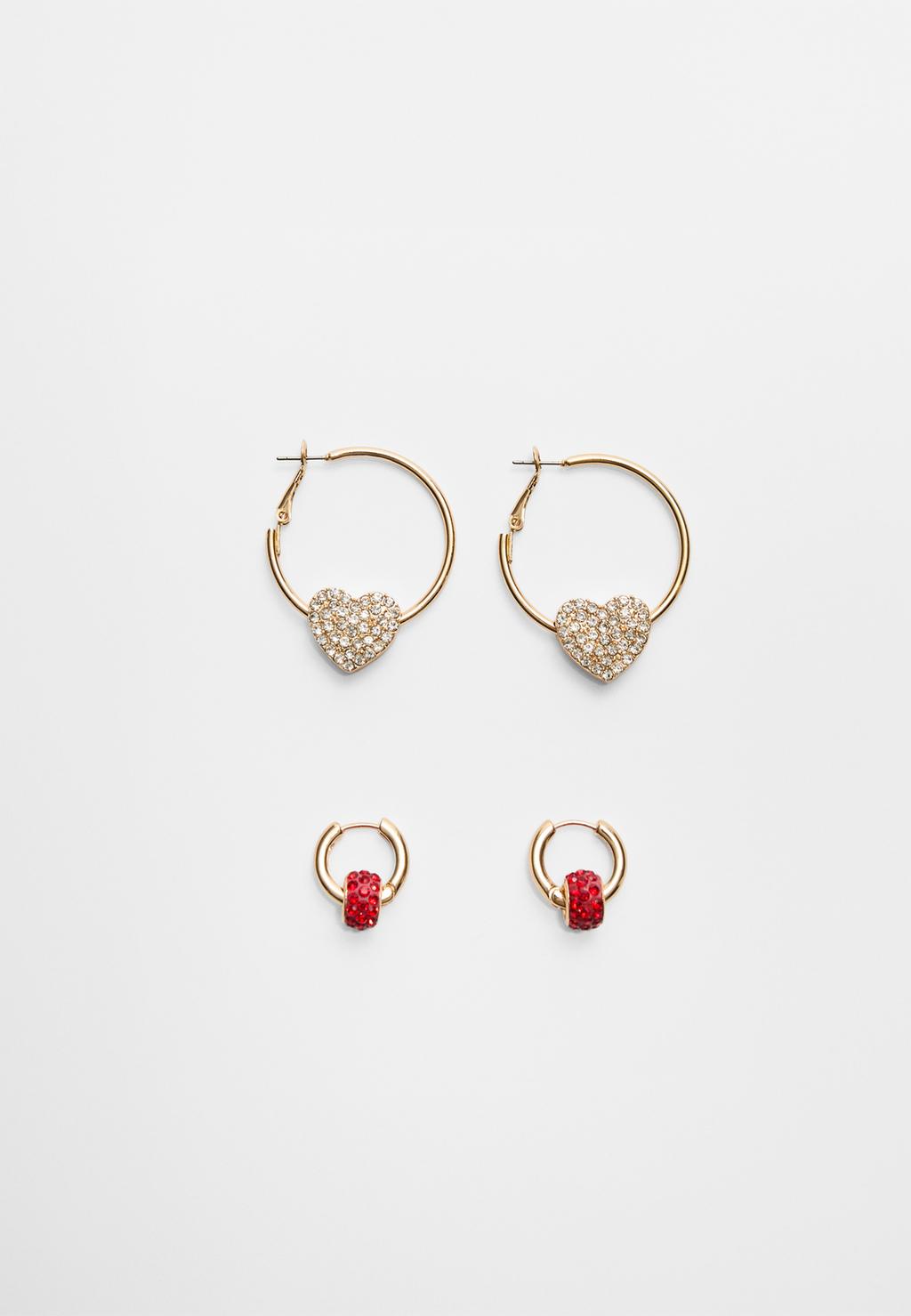 Set 2 orecchini a cerchio con cuore e strass