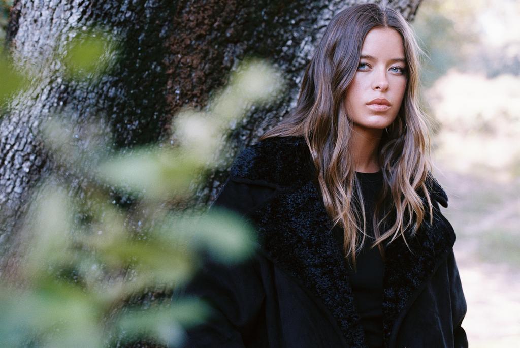 Dubbelzijdige jas met gecombineerde kraag