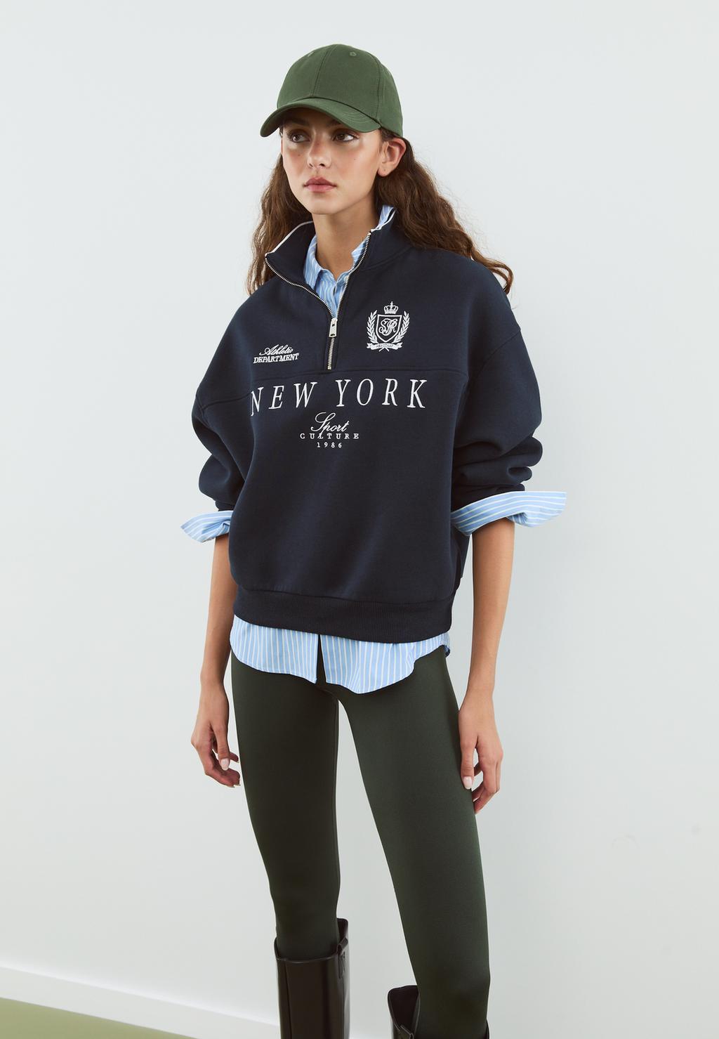 Sweat-shirt zippé à broderies