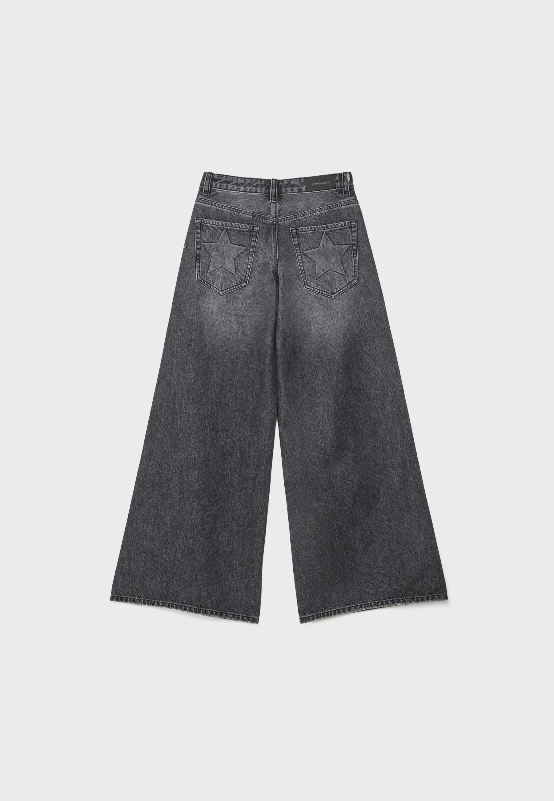 Low-waist wide-leg jeans with stars - Women's fashion Low-waist wide-leg jeans with stars - Women's fashion