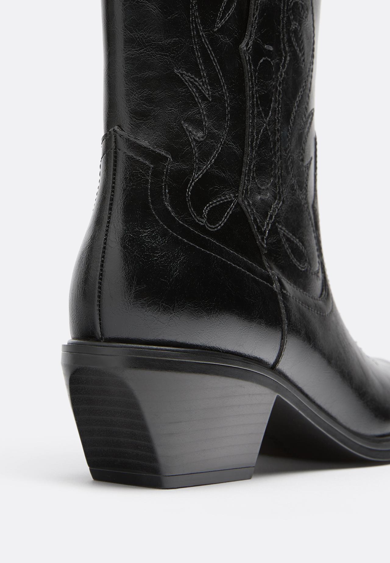Heeled cowboy ankle boots — BLACK