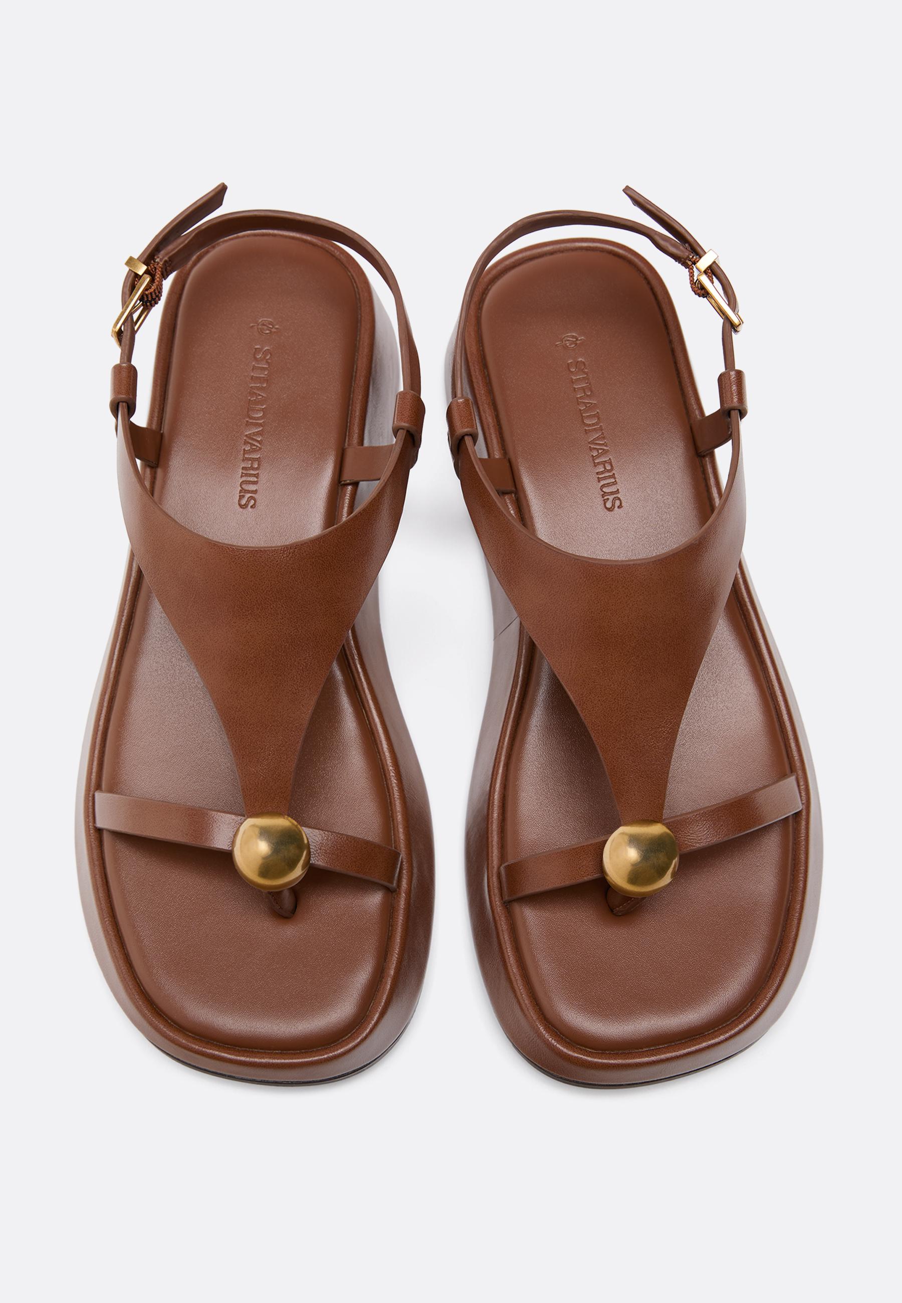 Platform sandals with detail — BROWN