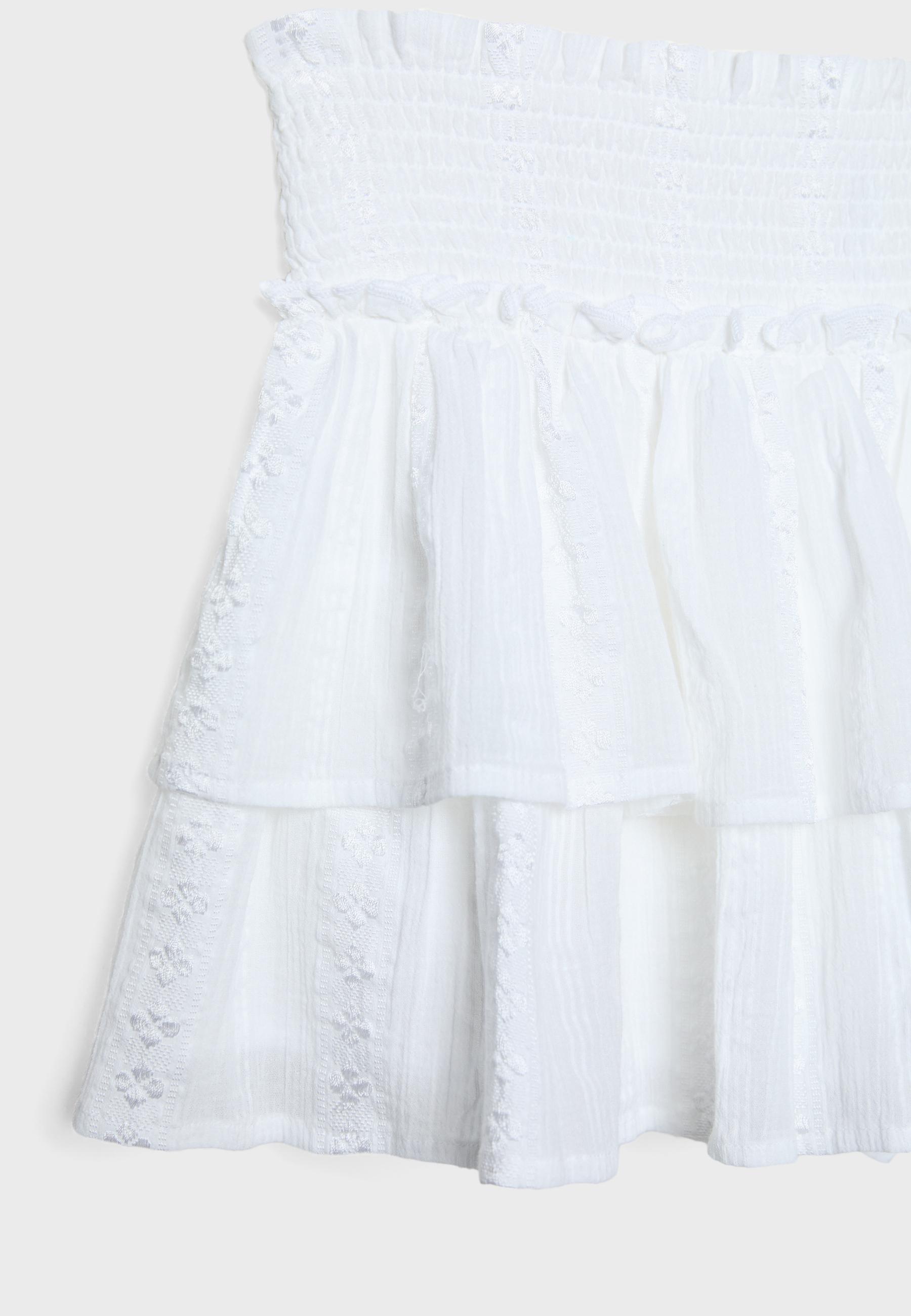 Flowing skort with ruffles — White