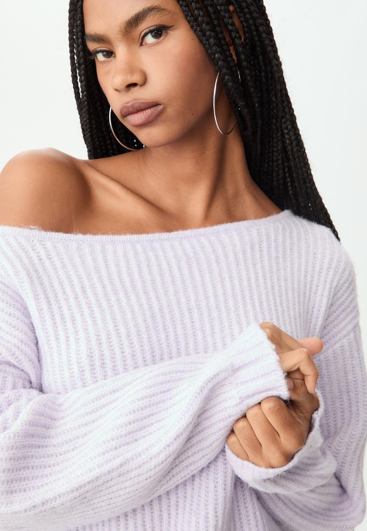 strickpullover-mit-bateau-ausschnitt