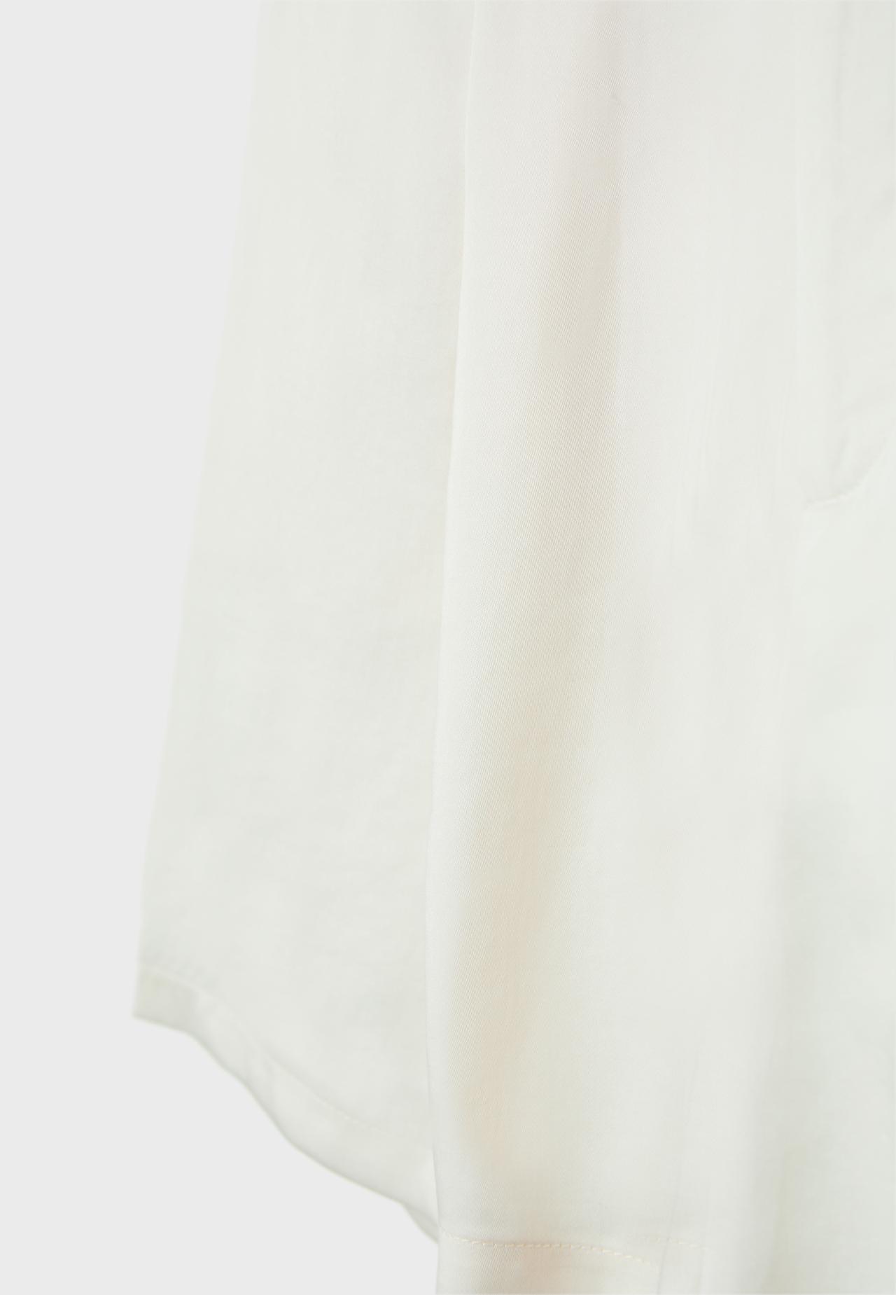 Flowing shorts with belt — Ecru