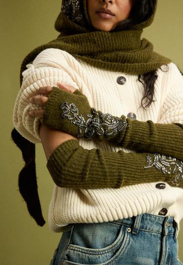 Beaded mittens — Khaki 4