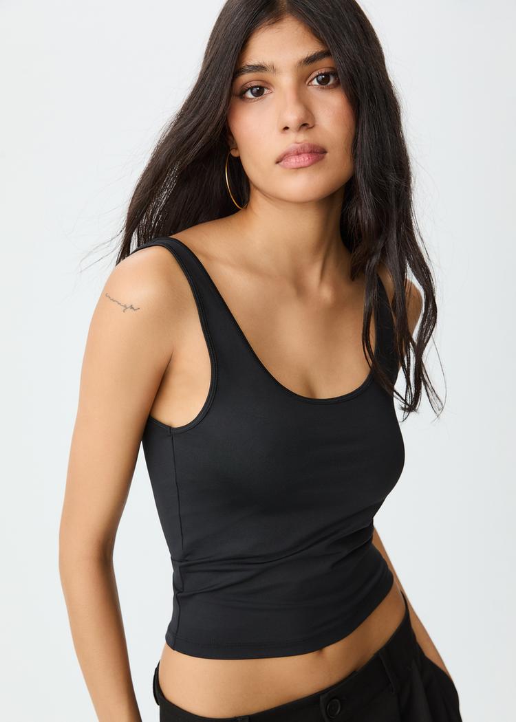camiseta polimiada