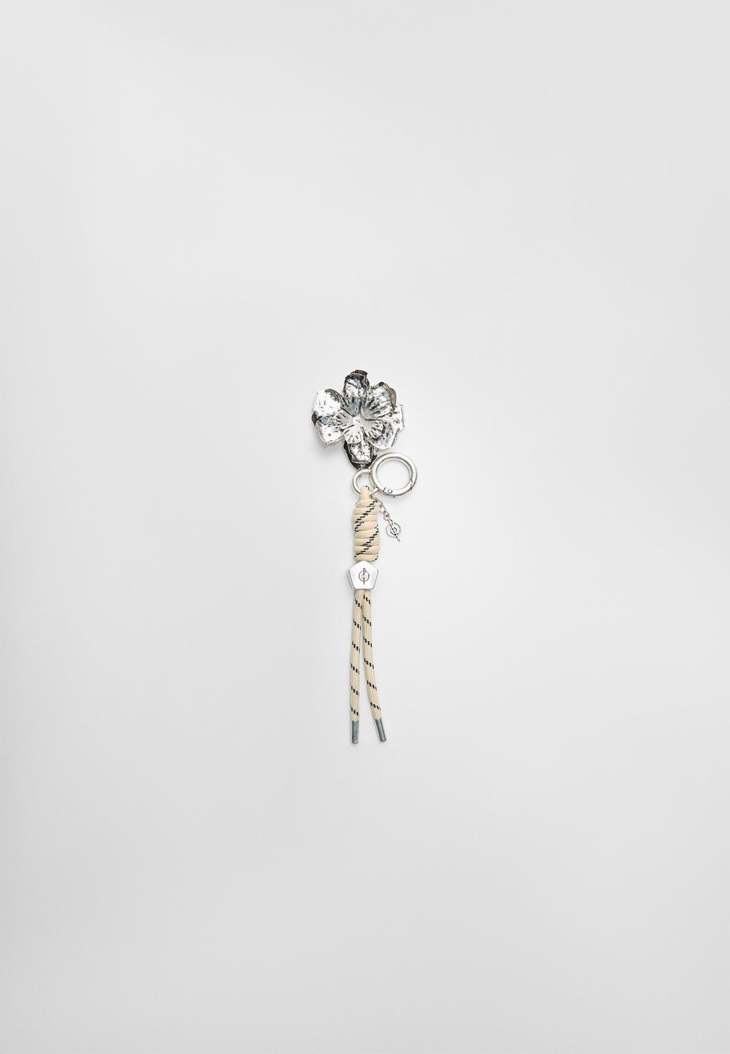 Flower charm keyring