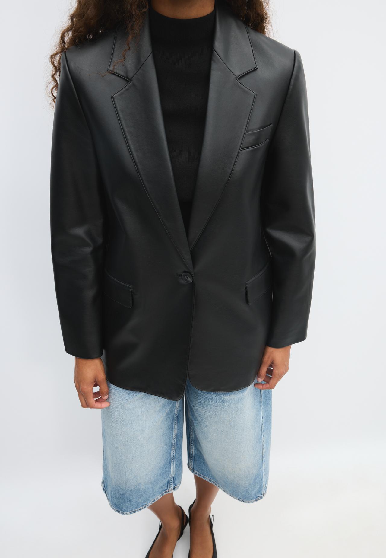 Regular fit leather effect blazer — Black