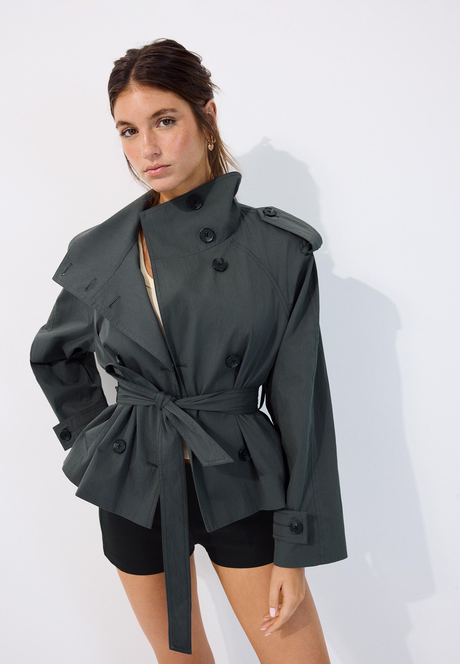 【 Urban unique 】 high-neck strap coat High-neck trench coat with belt - Women's fashion | Stradivarius
