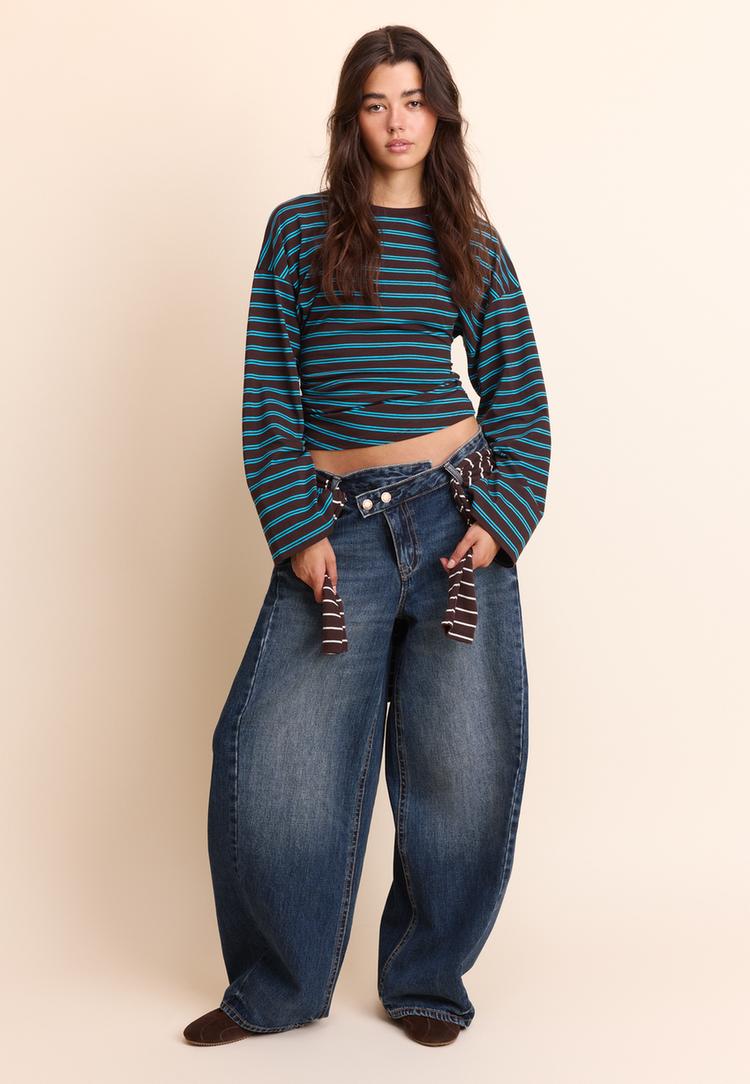 Stradivarius B11 Tricou Cu Mânecă Lungă Cu Dungi Și Talie Ajustată Maro L