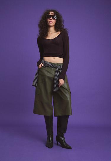 Leather effect cargo Bermuda shorts — Khaki 2