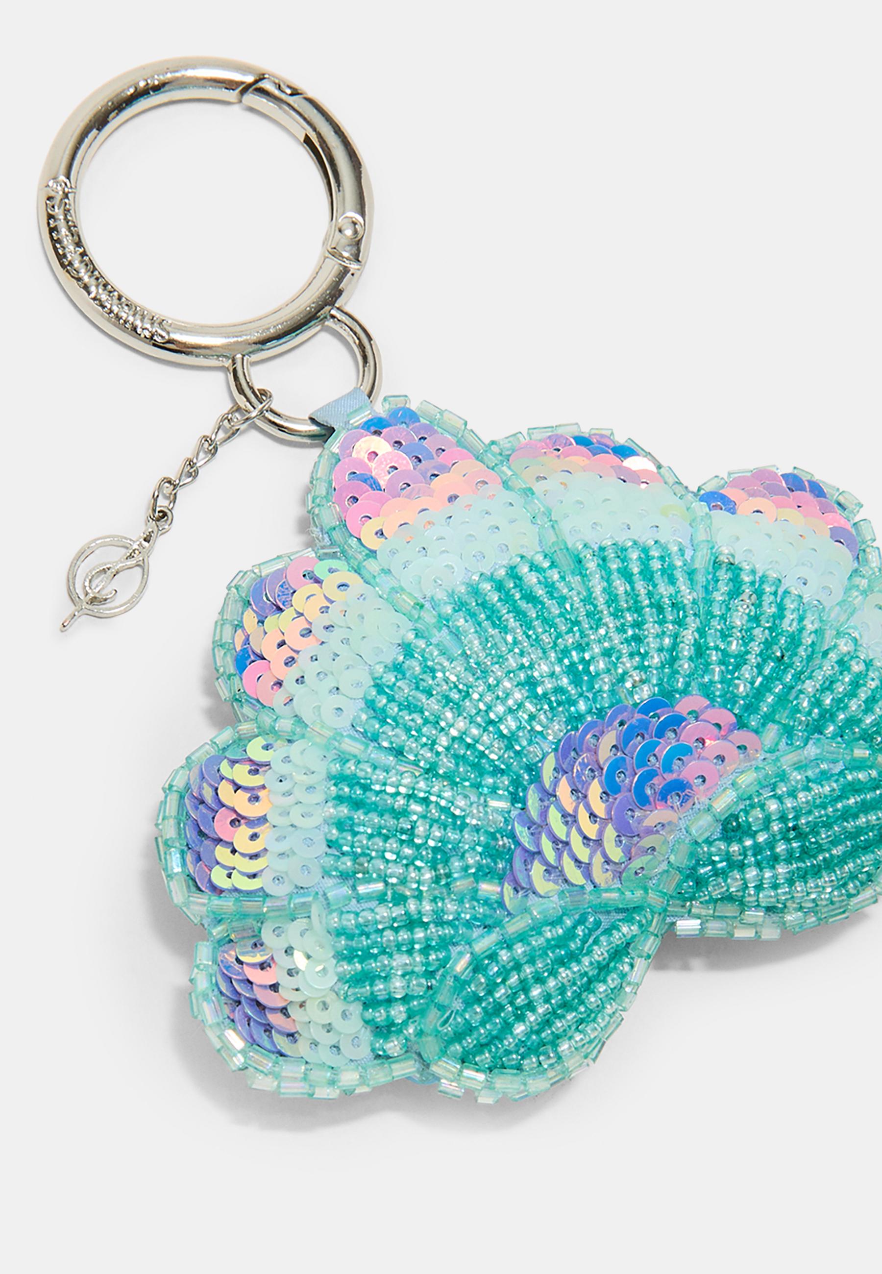 Beaded seashell charm keyring — Sky blue (alternate view)