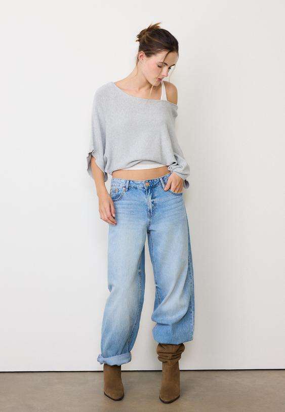 maglia a barchetta con sovrapposizione